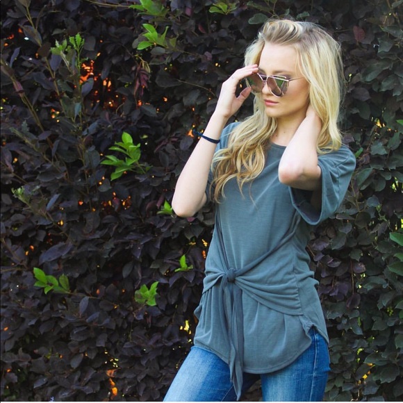 Soft front tie gray T-shirt - Picture 3 of 6